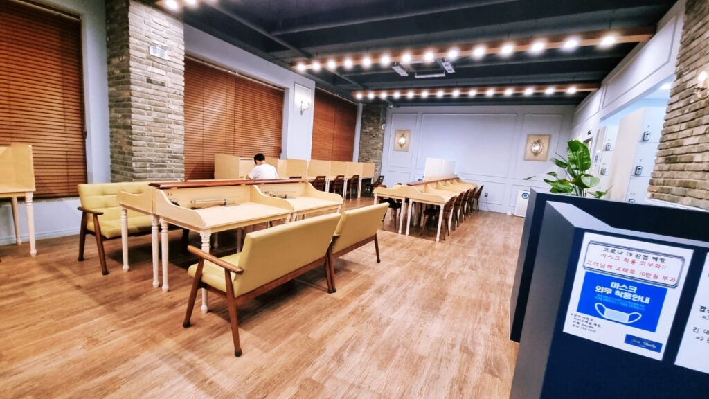 Study Tips in Korea, Korean Study Habits, Korean Study Cafe Interior, Joa Study Cafe